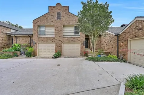 15952 Seahorse Drive 282 Houston TX 77062
