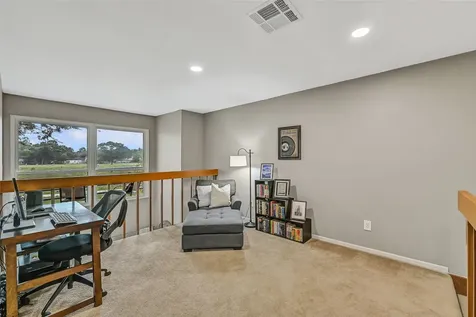 15952 Seahorse Drive 282 Houston TX 77062