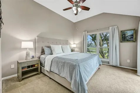 15952 Seahorse Drive 282 Houston TX 77062