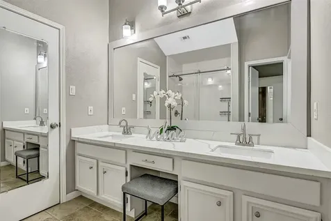 15952 Seahorse Drive 282 Houston TX 77062