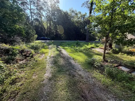 1150 S Timberlane Street Vidor TX 77662