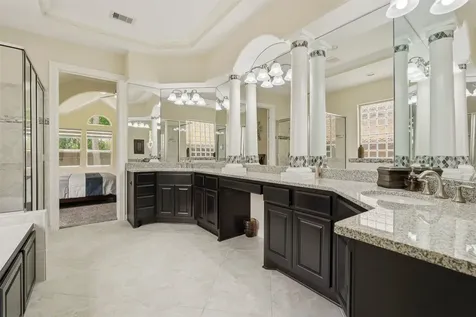 6011 Abercombie Lane Sugar Land TX 77479
