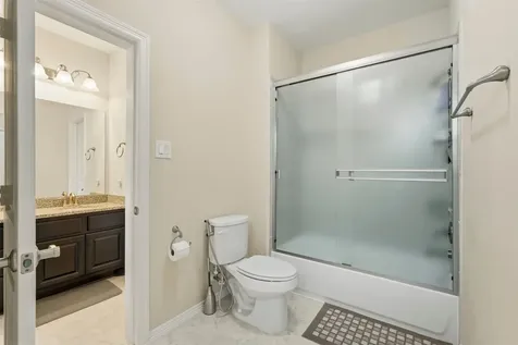 6011 Abercombie Lane Sugar Land TX 77479