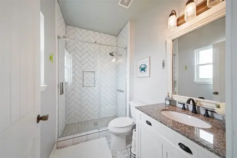962 Driftwood Drive Crystal Beach TX 77650