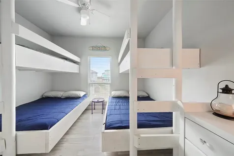 962 Driftwood Drive Crystal Beach TX 77650