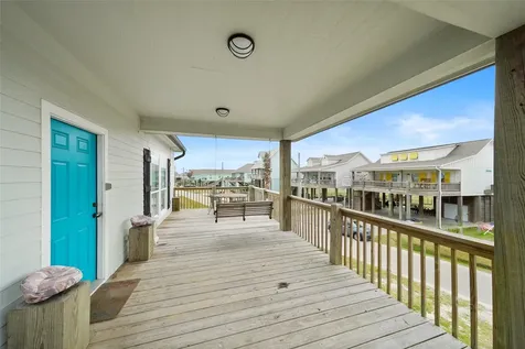 962 Driftwood Drive Crystal Beach TX 77650