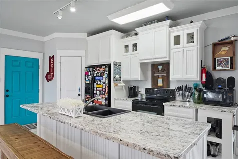 962 Driftwood Drive Crystal Beach TX 77650
