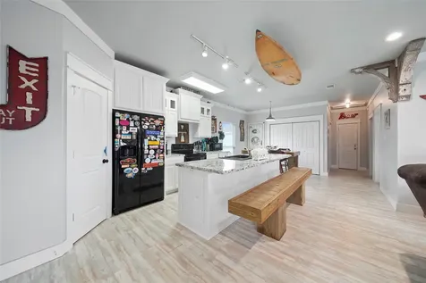 962 Driftwood Drive Crystal Beach TX 77650