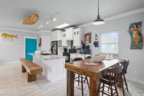 962 Driftwood Drive Crystal Beach TX 77650