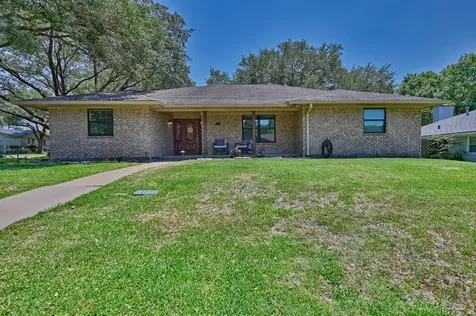 1600 Pecan Street Brenham TX 77833