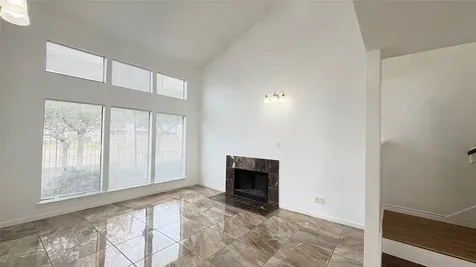 6633 W Airport Boulevard 101 Houston TX 77035