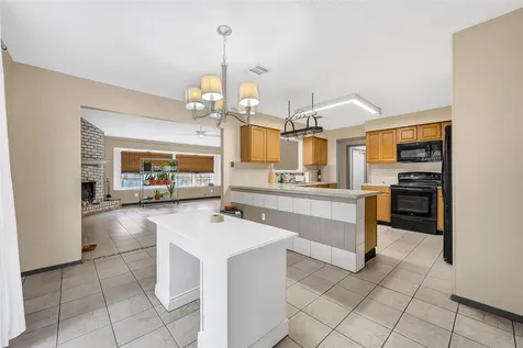 6610 Northleaf Drive Houston TX 77086