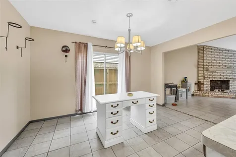 6610 Northleaf Drive Houston TX 77086