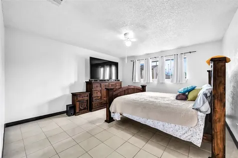 6610 Northleaf Drive Houston TX 77086