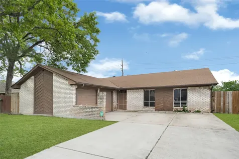 6610 Northleaf Drive Houston TX 77086