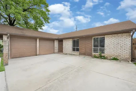 6610 Northleaf Drive Houston TX 77086