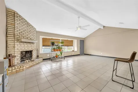 6610 Northleaf Drive Houston TX 77086