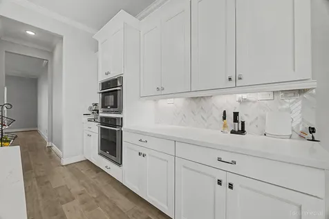 10507 S Sunrise Shores Lane Cypress TX 77433