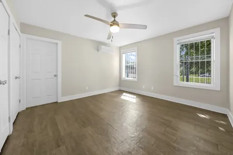 1709 Dan Street Houston TX 77020