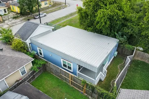 1709 Dan Street Houston TX 77020