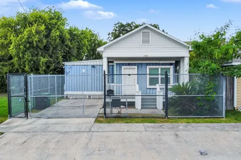 1709 Dan Street Houston TX 77020