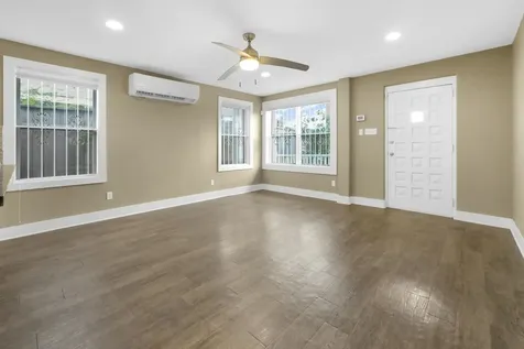 1709 Dan Street Houston TX 77020