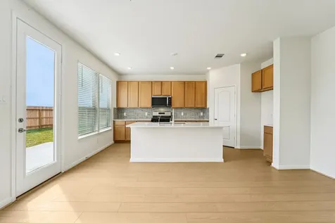 1403 Grand Olympia Drive Fresno TX 77545