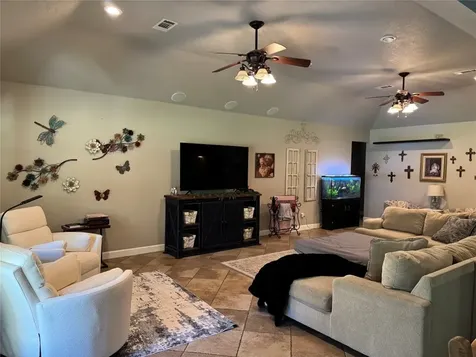 12588 Fm 1008 Dayton TX 77535