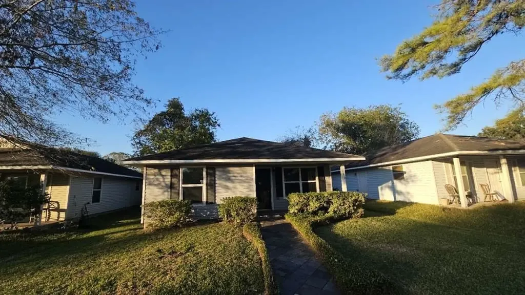11919 Greenmesa Drive Houston TX 77044