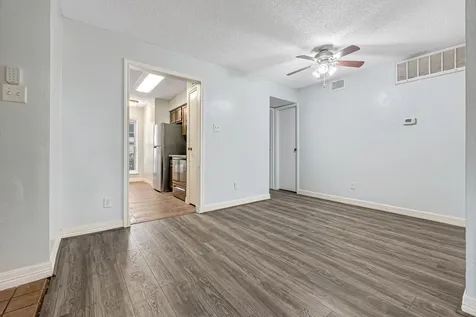 2120 El Paseo Street 2705 Houston TX 77054