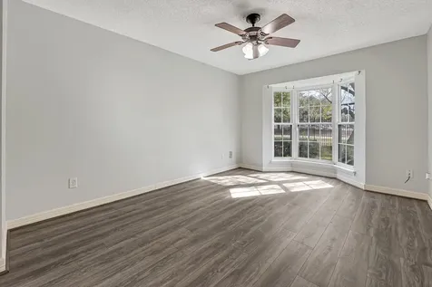 2120 El Paseo Street 2705 Houston TX 77054