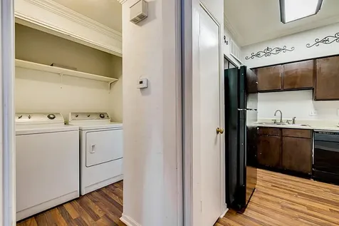 2100 Tanglewilde Street 296 Houston TX 77063