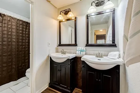 2100 Tanglewilde Street 296 Houston TX 77063