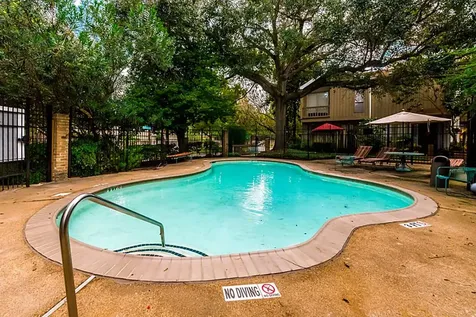 2100 Tanglewilde Street 296 Houston TX 77063