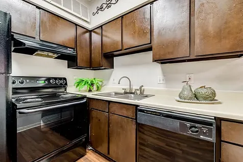 2100 Tanglewilde Street 296 Houston TX 77063
