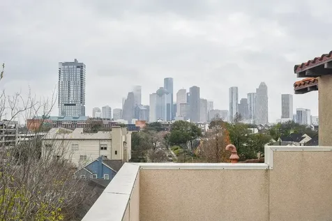 710 Stanford Street B Houston TX 77019