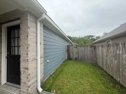 1174 Filly Creek Drive Alvin TX 77511