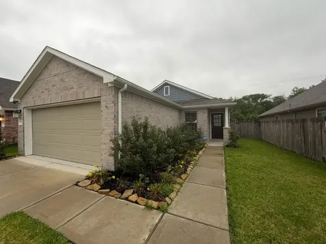 1174 Filly Creek Drive Alvin TX 77511