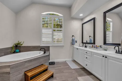55 S Bethany Bend Circle The Woodlands TX 77382
