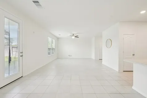 12130 Blooming Willow Drive Tomball TX 77377