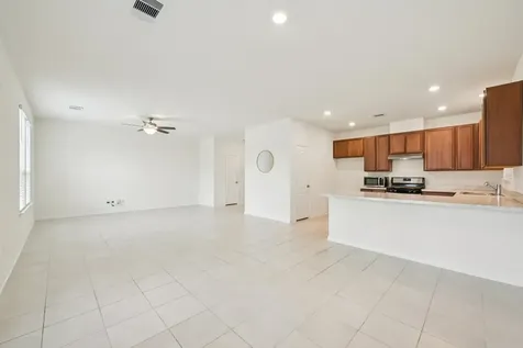 12130 Blooming Willow Drive Tomball TX 77377