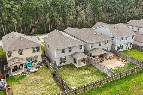 12130 Blooming Willow Drive Tomball TX 77377