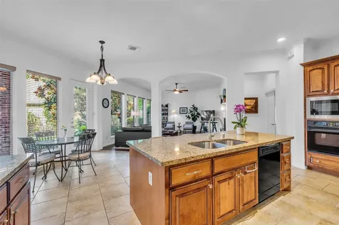 5911 Piney Birch Court Houston TX 77345
