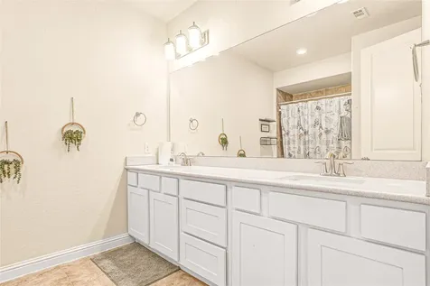 1757 Sierra Crest Drive Houston TX 77080