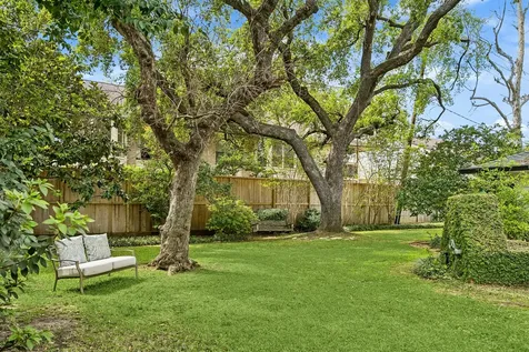 1902 Chimney Rock Road Houston TX 77056