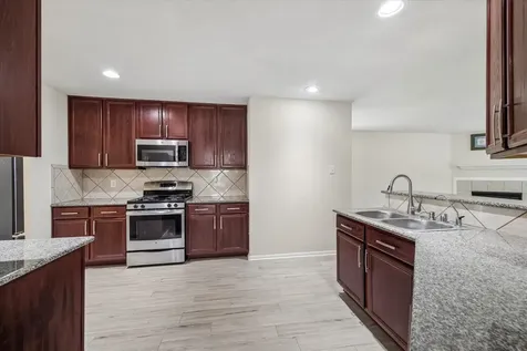 15642 S Fall Fern Circle Houston TX 77044