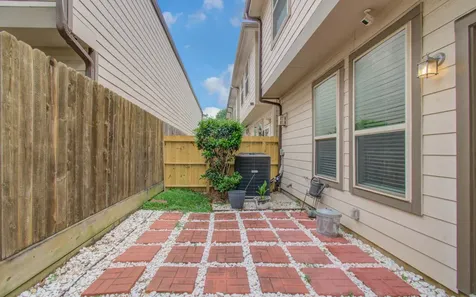 4908 Crawford Street Houston TX 77004