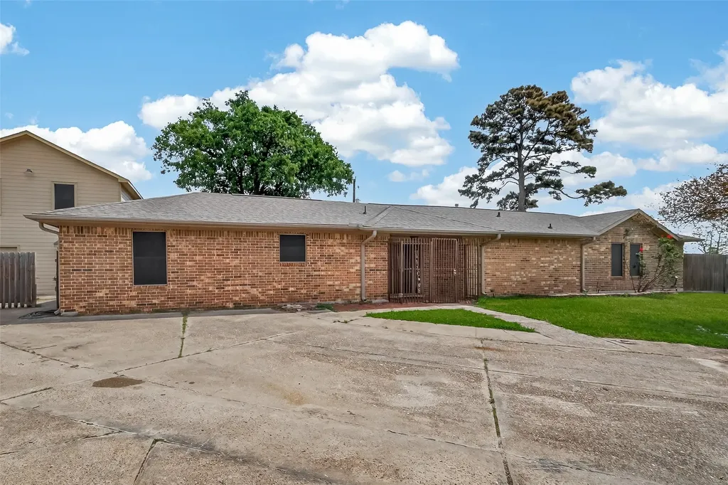 14731 Conover Court Houston TX 77015