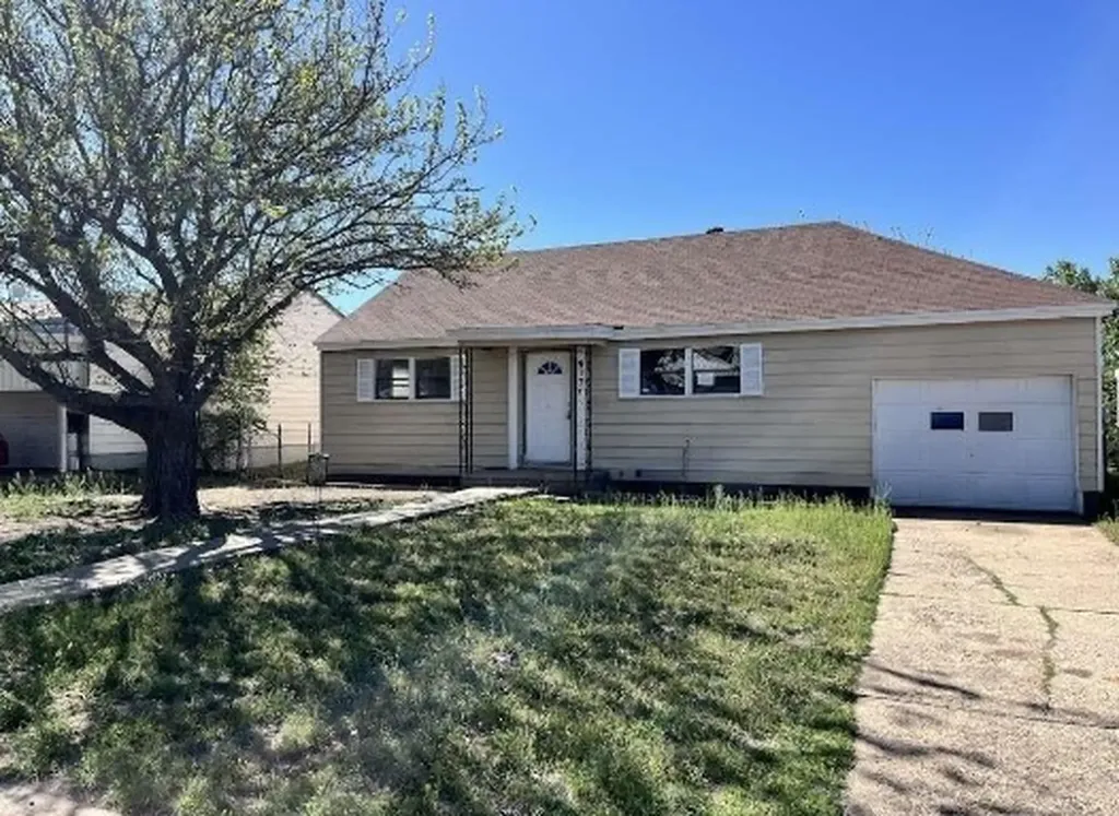 917 Nelson Street Borger TX 79007