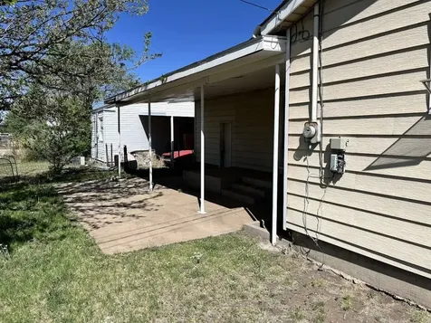 917 Nelson Street Borger TX 79007